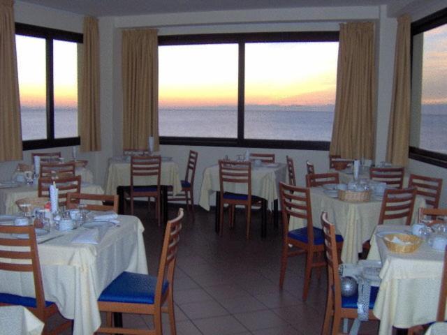 Ulivo Hotel Диано Марина Екстериор снимка